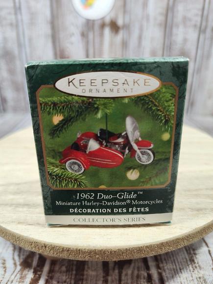 2000 Hallmark Keepsake Ornament 1962 Duo-Glide Harley-Davidson Miniature - Picture 2 of 9
